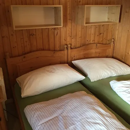 Naturfreundehaus Clavadel بيت ريفي *